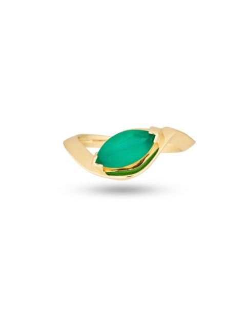 STONE AND STRAND Full Volume Marquise Emerald Luxe Ribbon Ring