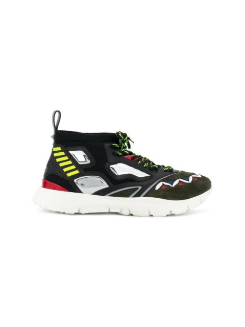 Heroes Reflex sneakers