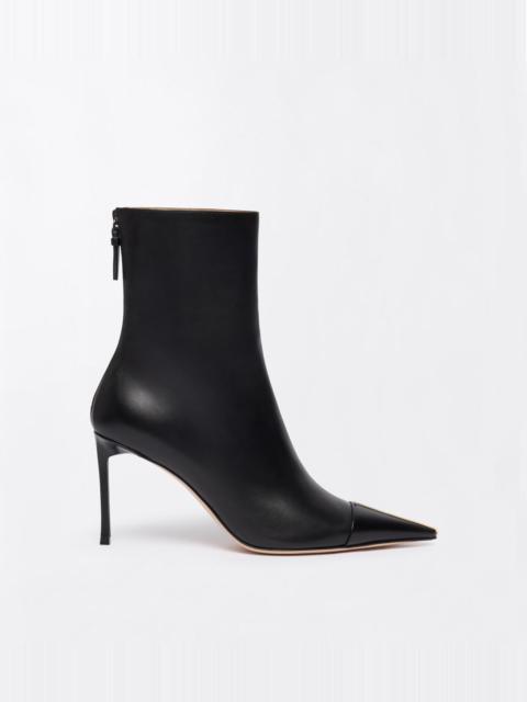 TOM FORD LEATHER THEA ANKLE BOOT