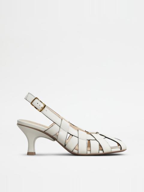 Tod's SLINGBACK PUMPS IN LEATHER - WHITE
