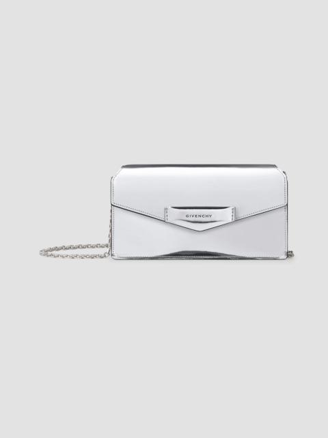 Givenchy Women's Antigona Wallet with Chain in Mirror Leather - Light Silvery