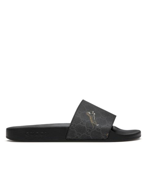 GUCCI Men's GG Supreme tigers slide sandal