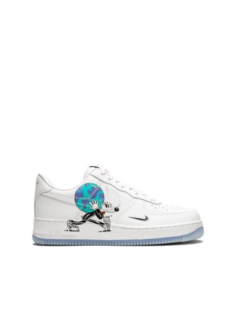 Nike Air Force 1 Flyleather QS "Earth Day" sneakers
