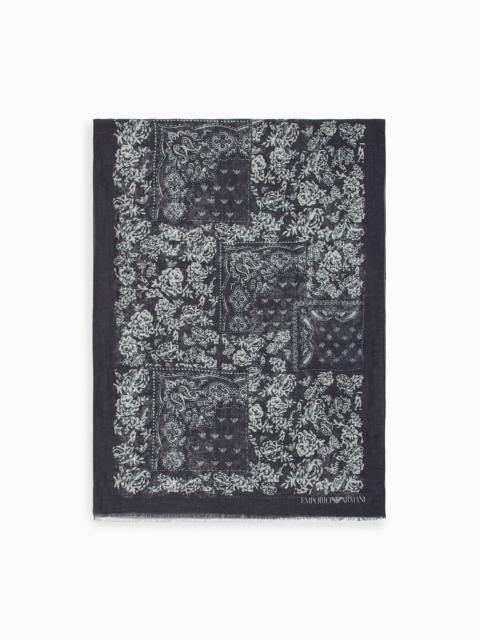 EMPORIO ARMANI LINEN BLEND STOLE WITH A BANDANA PRINT
