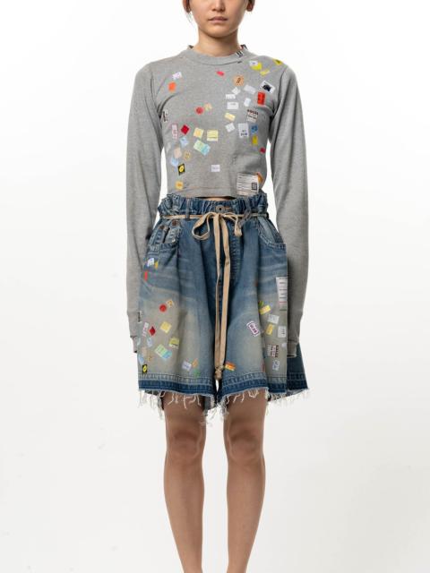 Maison MIHARAYASUHIRO Price Tag Sticker Printed Cropped Long Sleeve T-shirt