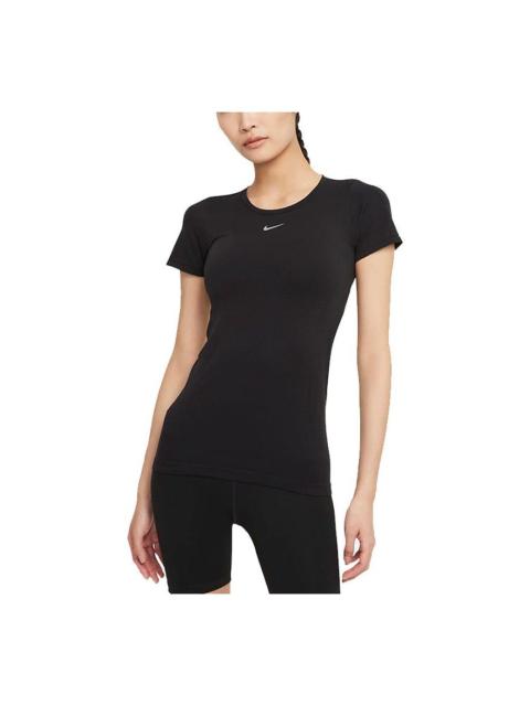 Nike (WMNS) AS W NK DFADV AURA SLIM SS Top Black DD0589-010