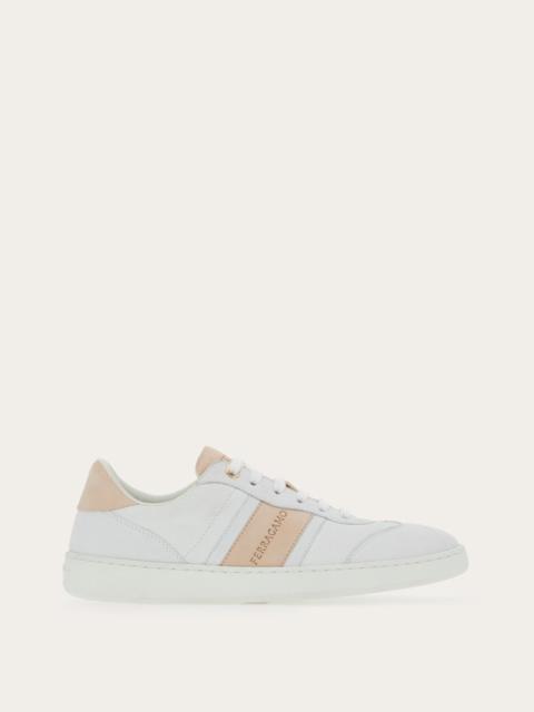 FERRAGAMO LOW-TOP SNEAKER WITH LOGO