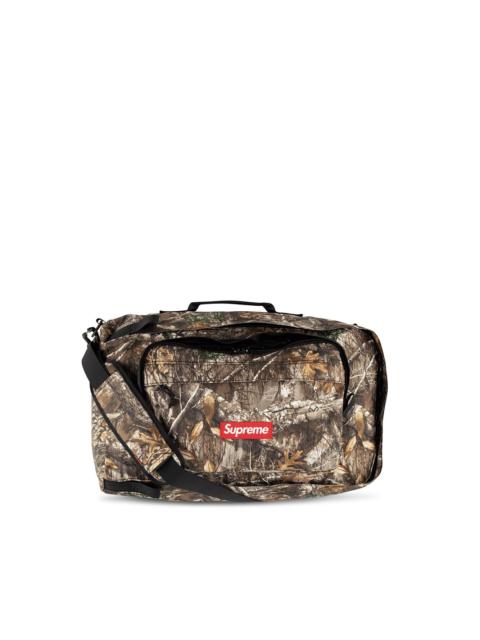 Supreme logo duffle bag