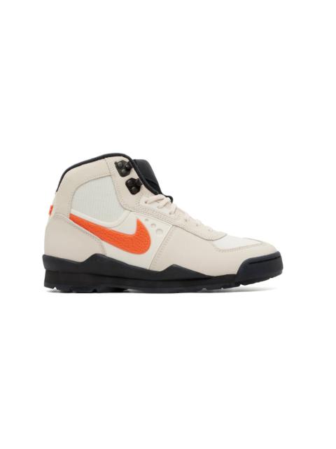 Nike Beige Baltoro Sneakers