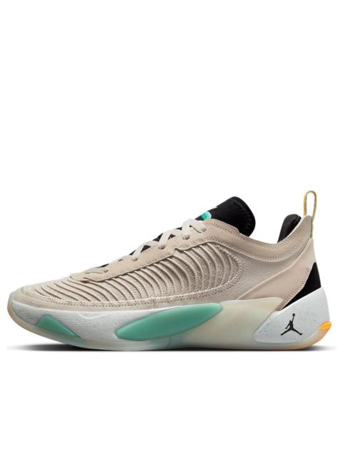 Jordan 요르단 Luka 1 다음 자연 빛 Orewood 갈색