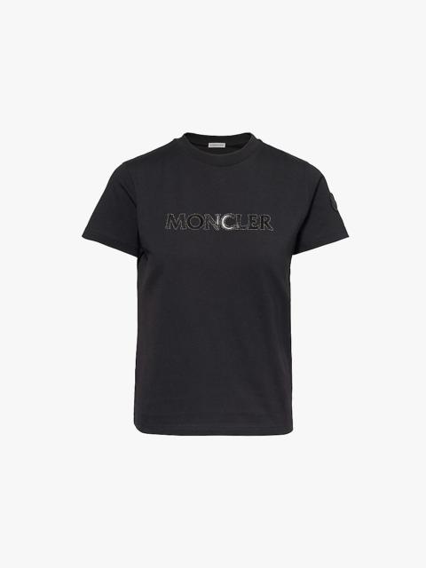 【MONCLER】BEADED LOGO T-SHIRT●K20938C0001989AIJ999 Moncler Beaded Logo T-Shirt | REVERSIBLE