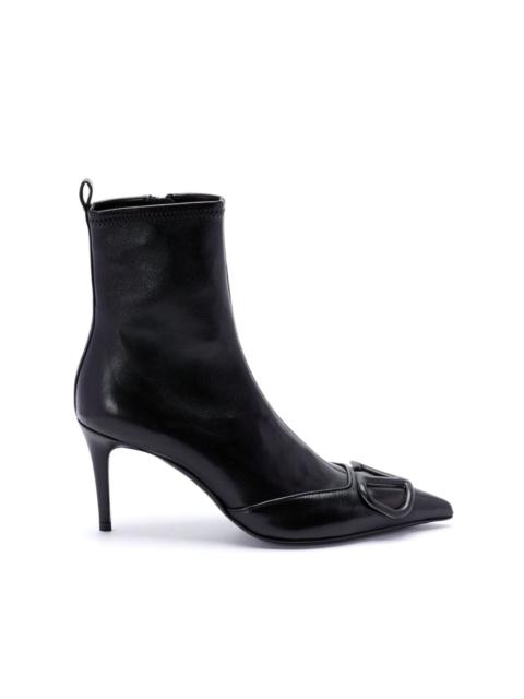 Vlogo boots