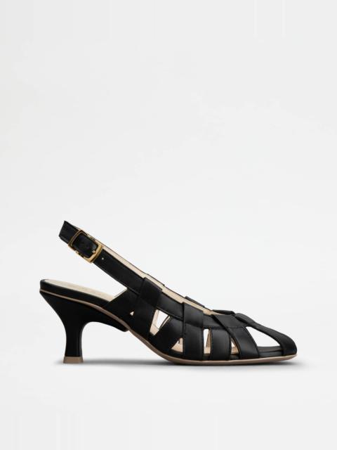 Tod's SLINGBACK PUMPS IN LEATHER - BLACK