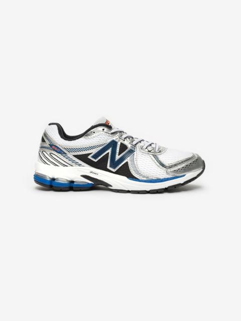 New Balance 860