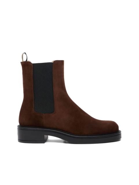 Stuart Weitzman Celia chelsea boots