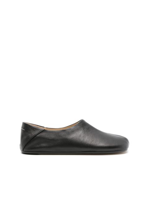 asymmetric-toe leather slippers