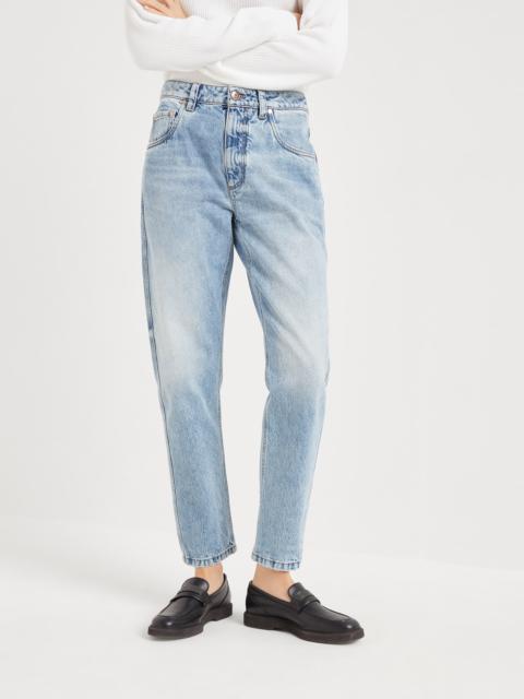 Authentic denim straight trousers with shiny bartack