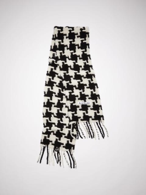 Acne Studios Houndstooth scarf - White/black