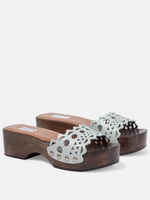 Alaïa Vienne leather and wood slides