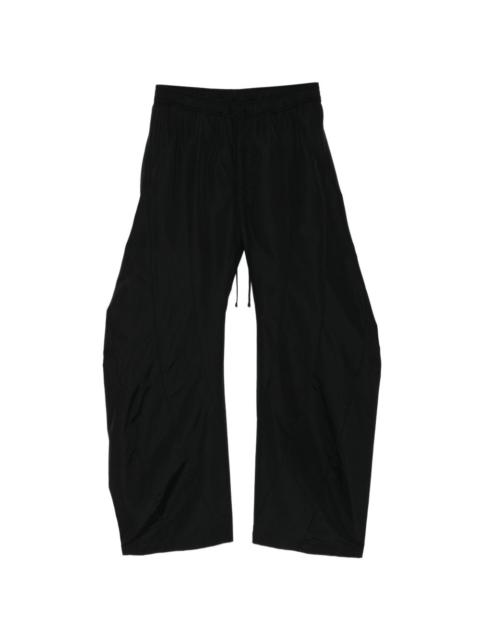 Julius bending wide-leg trousers