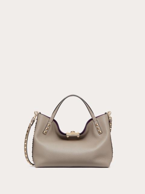 SMALL ROCKSTUD GRAINY CALFSKIN BAG WITH CONTRASTING LINING