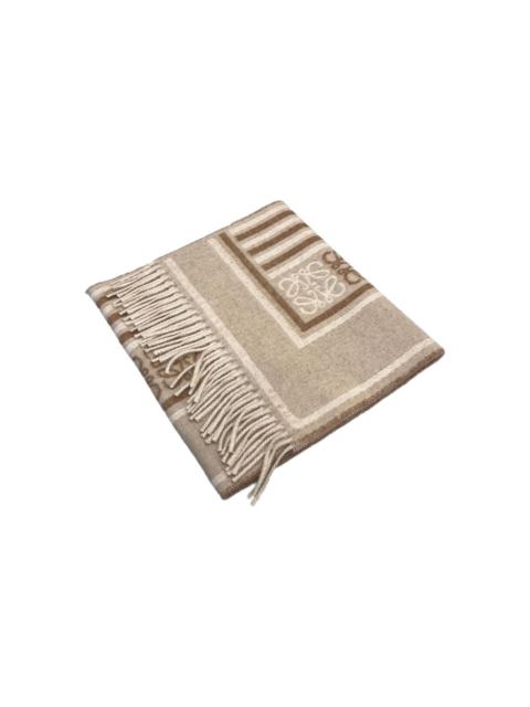 Loewe logo-pattern fringed scarf
