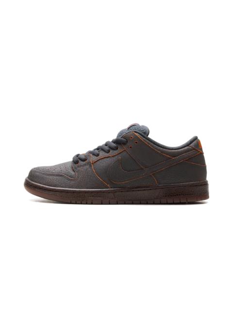 Nike Dunk SB Low "Krampus" HV1668 001