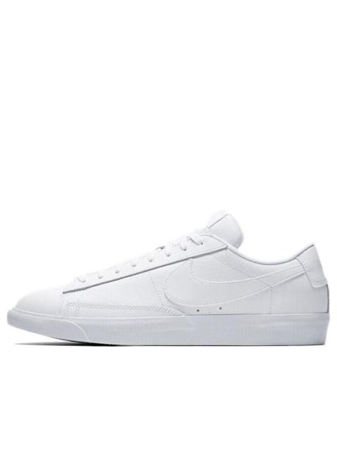 Nike Nike Blazer Low LE 'Triple White' AQ3597-100