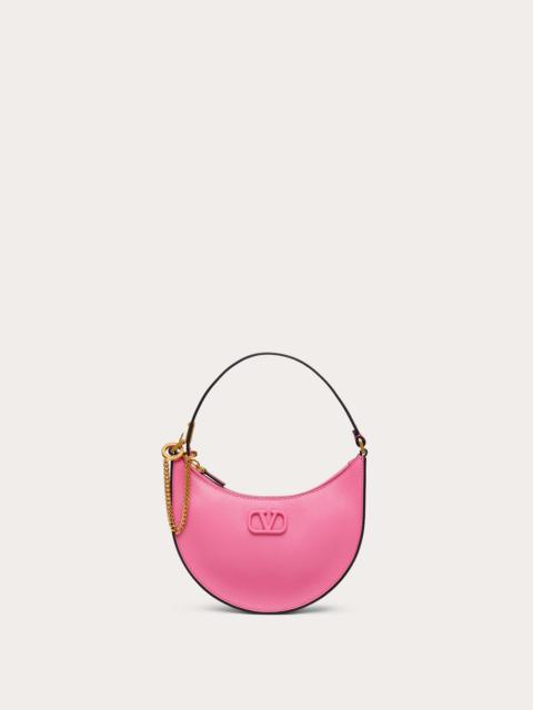 MINI VLOGO SIGNATURE GRAINY CALFSKIN HOBO BAG