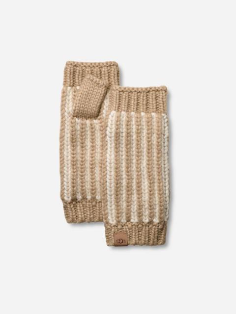 UGG ® Women's Chunky Plaited Glove Acrylic Blend