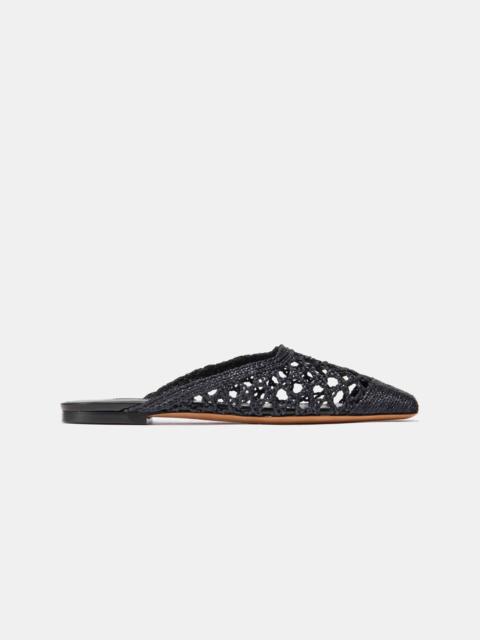 Emme Parsons FLAT MULE IN BLACK RAFFIA