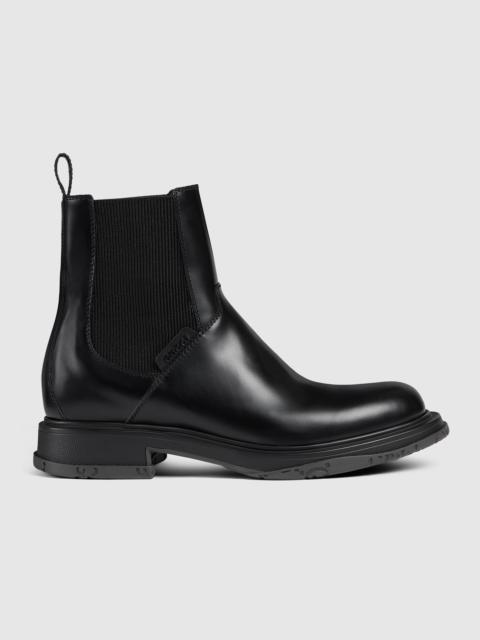 GUCCI Men's ankle boot with tonal logo