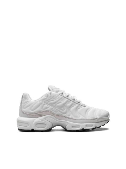 Nike 공기 최대 플러스 스니커즈