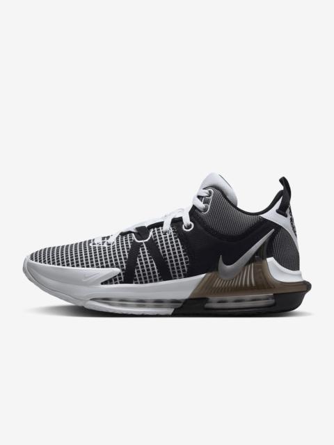 Nike LeBron Witness 7 Basketball Shoes