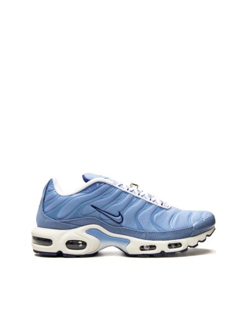 Air Max Plus low-top sneakers