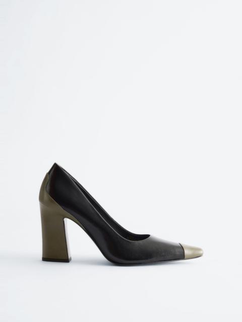 & Other Stories Colour-Blocked Leather Pumps