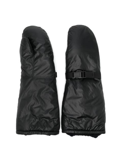 TAKAHIROMIYASHITA TheSoloist. buckle-strap mittens