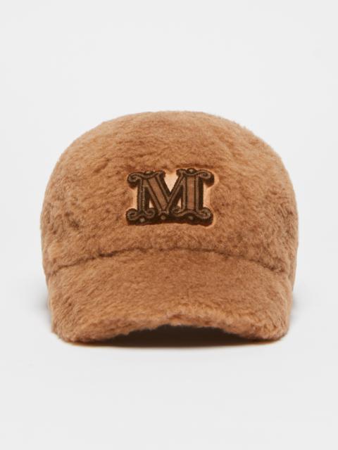 Max Mara EDIT Teddy fabric hat