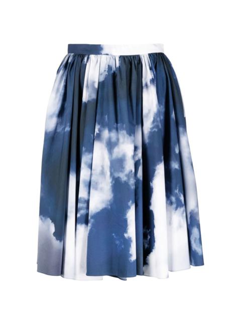 Alexander McQueen cloud photographic-print pleated skirt