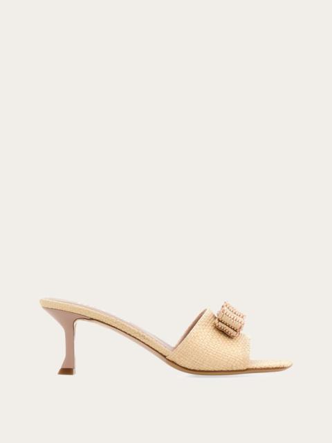 FERRAGAMO Raffia Vara bow slide