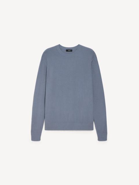 Theory Riland Crewneck Sweater in Light Bilen