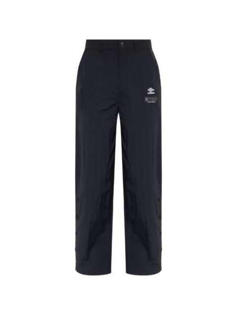 umbro logo-embroidered trousers