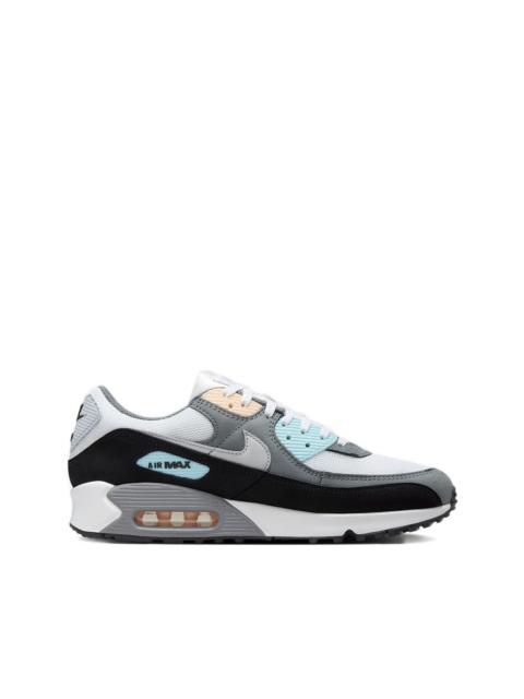 Nike Air Max 90 trainers