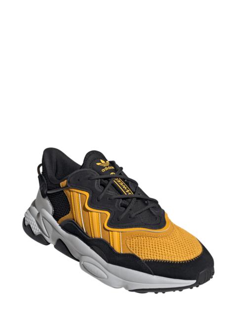 Ozweego Sneaker in Black/Grey/Crew Yellow