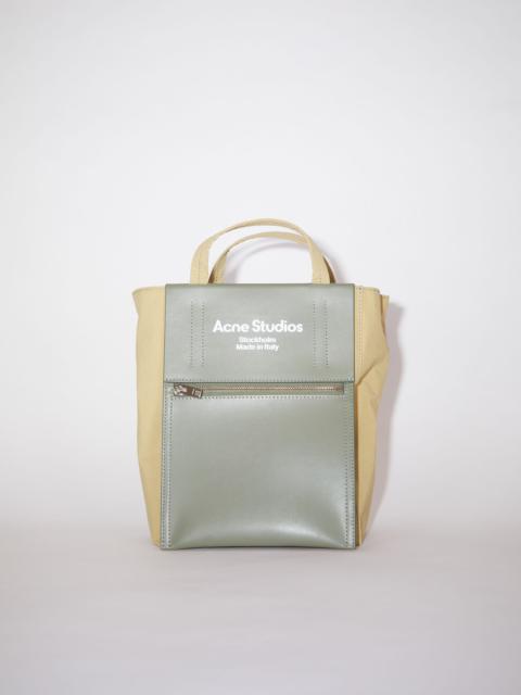 Acne Studios PAPERY NYLON TOTE BAG - Olive green/green