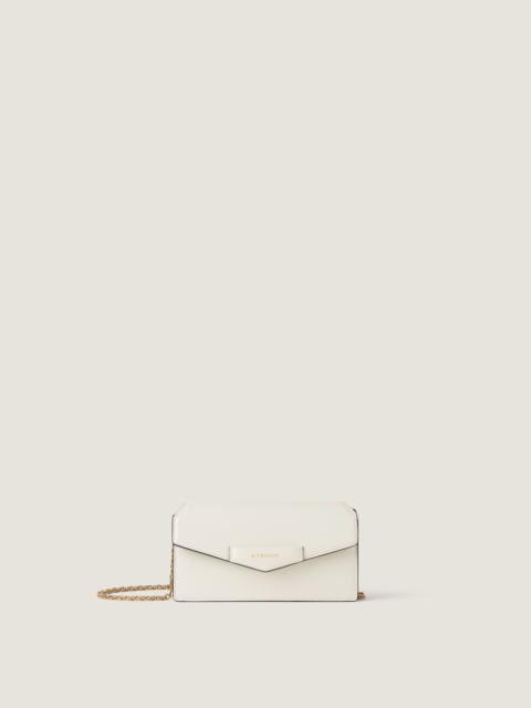 Givenchy ANTIGONA POUCH IN BOX LEATHER WITH CHAIN