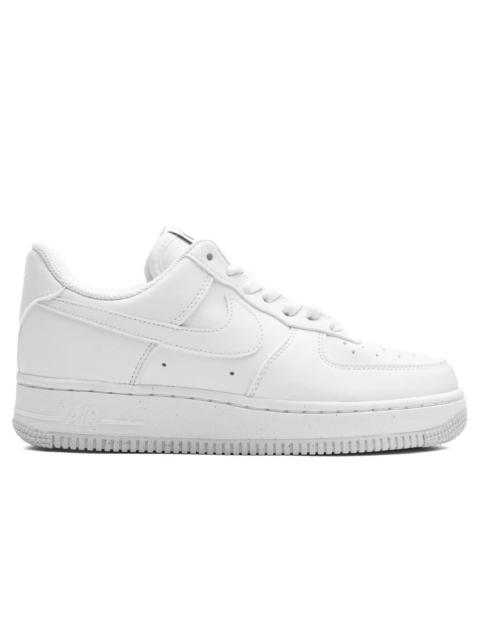 Nike Nike Air Force 1 '07 다음 자연 여성 신발
