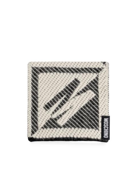 Moschino geometric-pattern logo-patch scarf