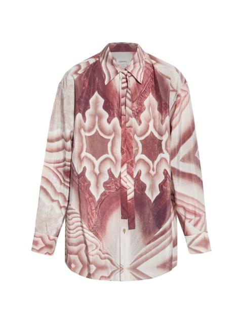 graphic-print shirt