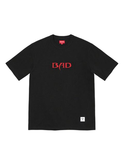 Supreme 대 나쁜 S / S 티셔츠 '블랙 레드'SUP-SS22-102